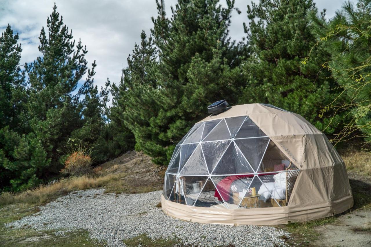 Mt Gold Glamping Hotel Wanaka Exterior photo