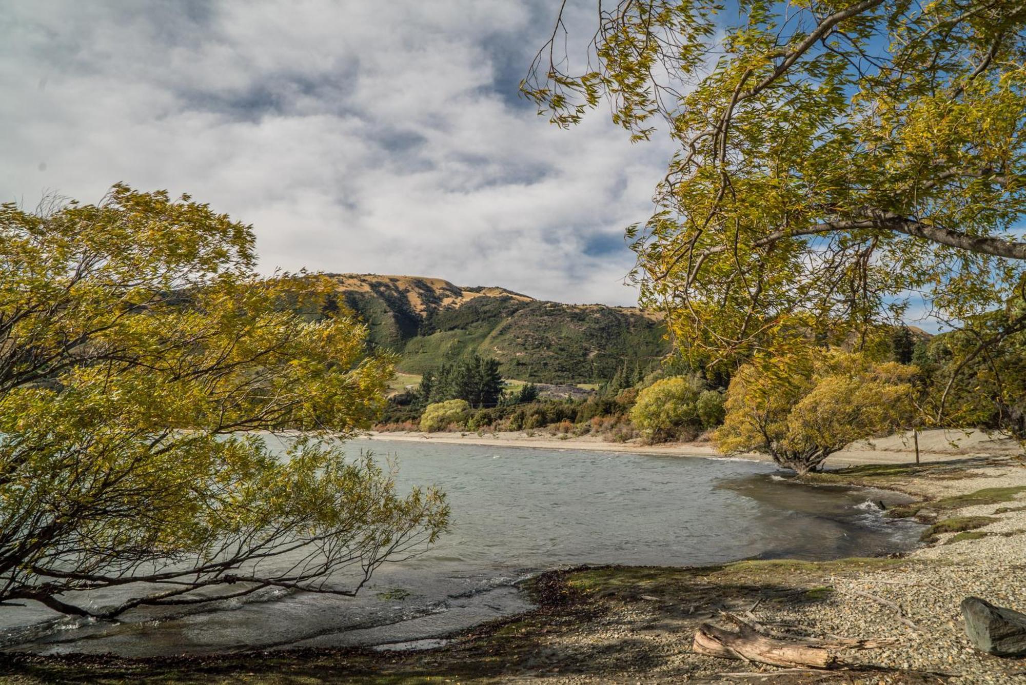 Mt Gold Glamping Hotel Wanaka Exterior photo