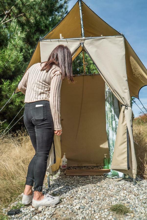 Mt Gold Glamping Hotel Wanaka Exterior photo